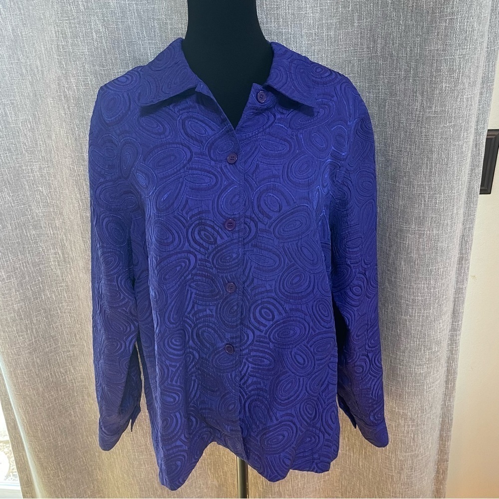 c.l.o.t.h.e.s. Royal Purple Button Down Top sz 2X fits like a‎ 1X
